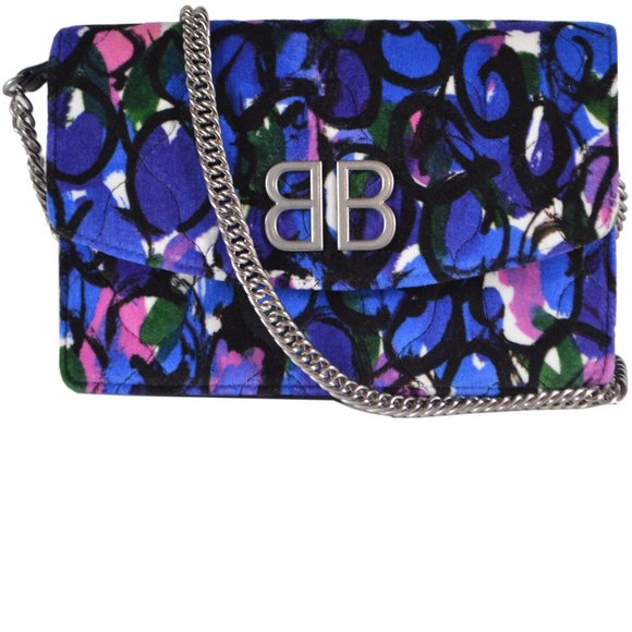 Balenciaga Handbags - New Balenciaga BB Graphic Chain on Wallet Purse